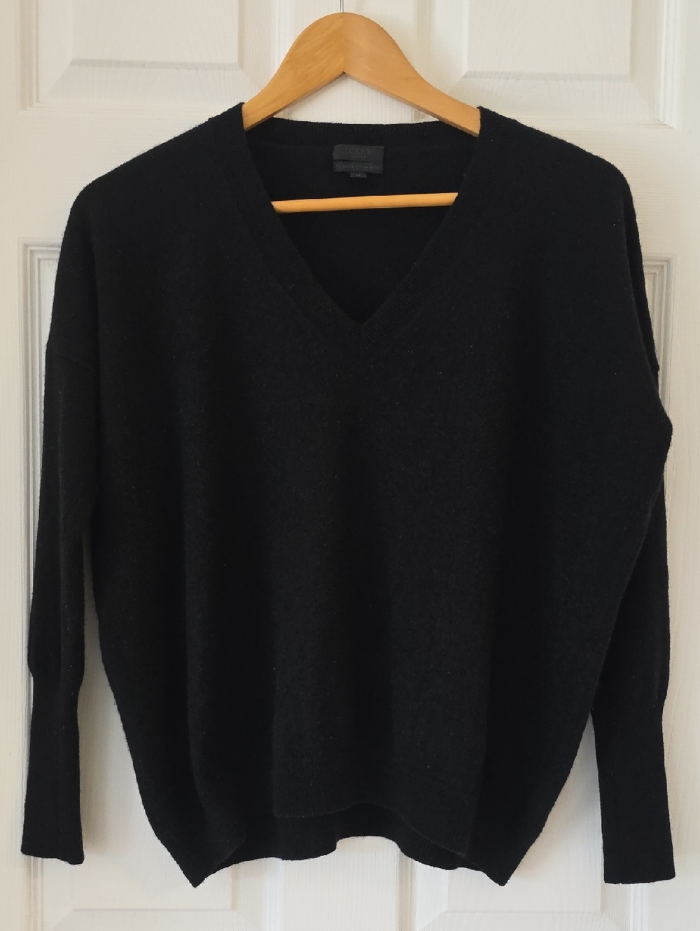 Cashmere J. Crew Black Italian Cashmere Women's V-Neck Sweater Size M